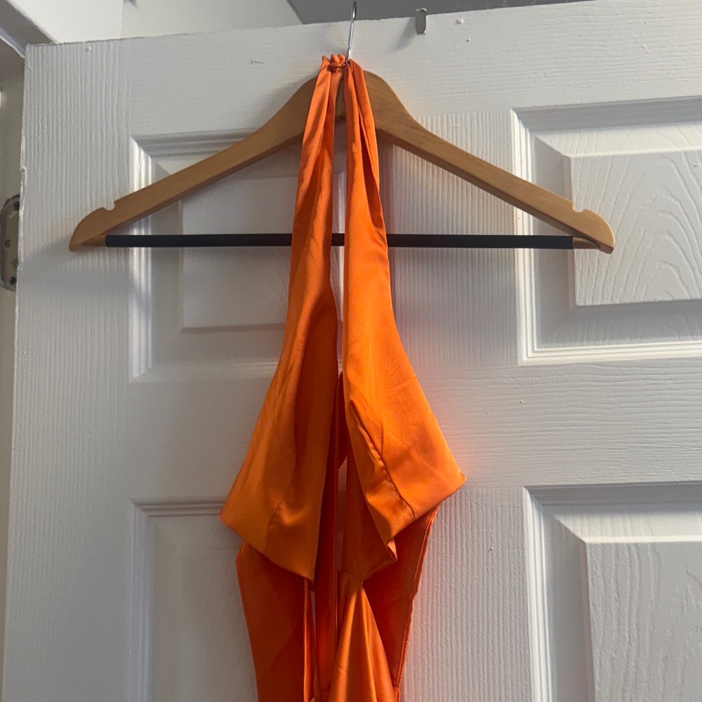 Elegant Orange Backless Dress